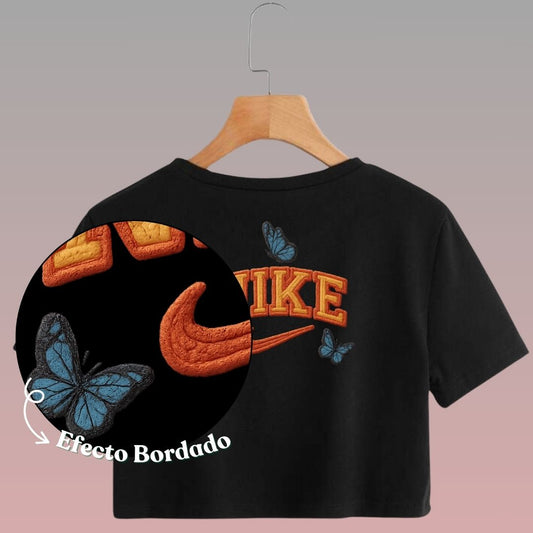 Crop Top Nike Manga Corta de Mariposas Azules Estilo Bordado / Negro